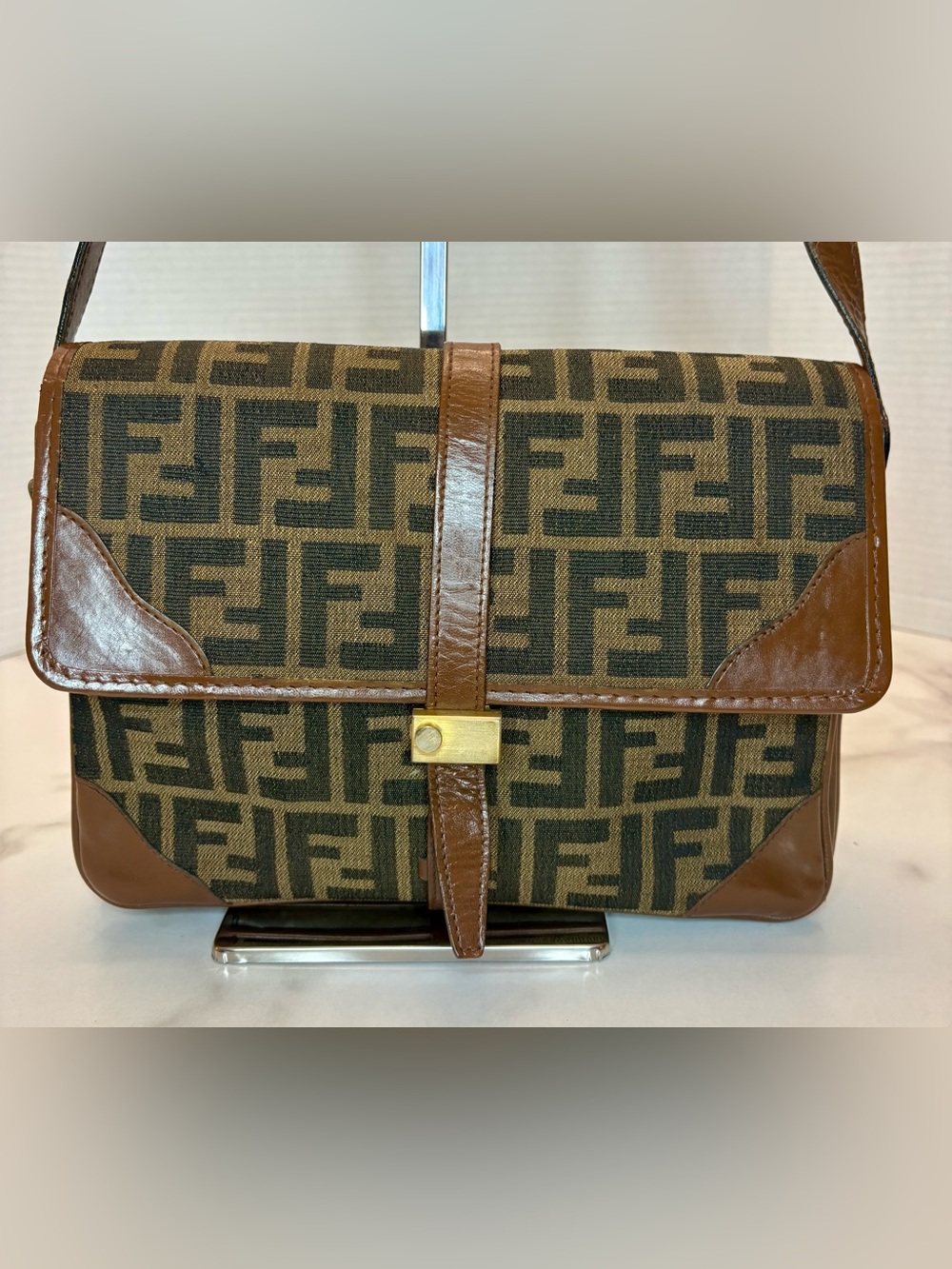 FENDI Zucca Monogram Crossbody ~Vintage - Picture 4 of 16